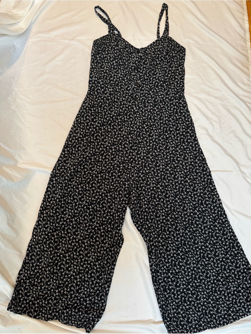 LOFT Black White Ditsy Floral Smocked Wide Leg Jumpsuit Size L - Picture 1 of 6